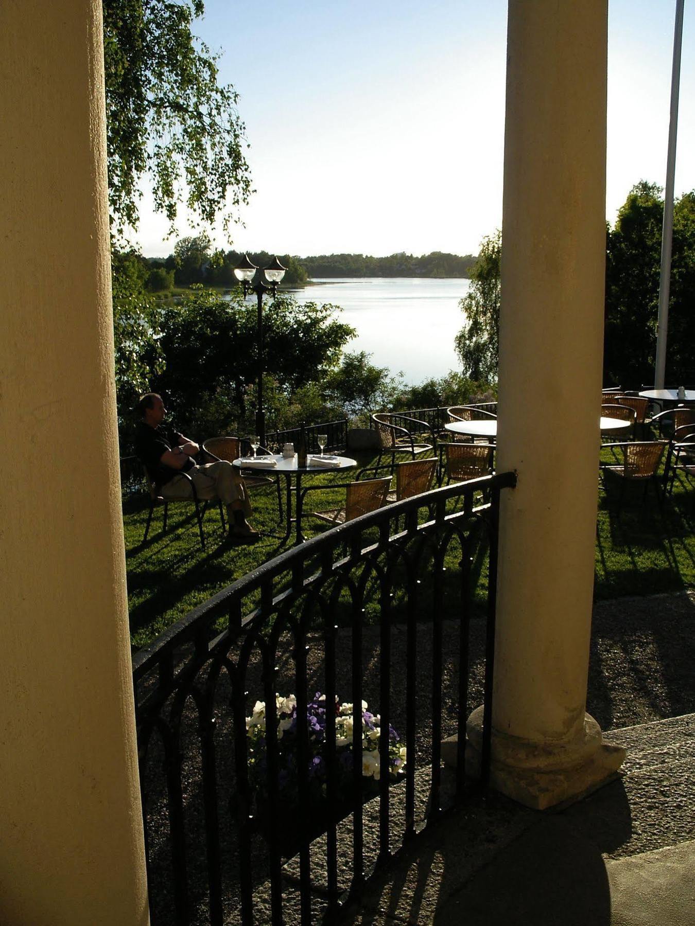 Hotel Balingsholm Huddinge Exterior foto